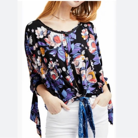 Free People Keepin’ On Floral Jersey Slouchy Top‎ XS Twisted Front Tie Sleeves - Picture 2 of 9